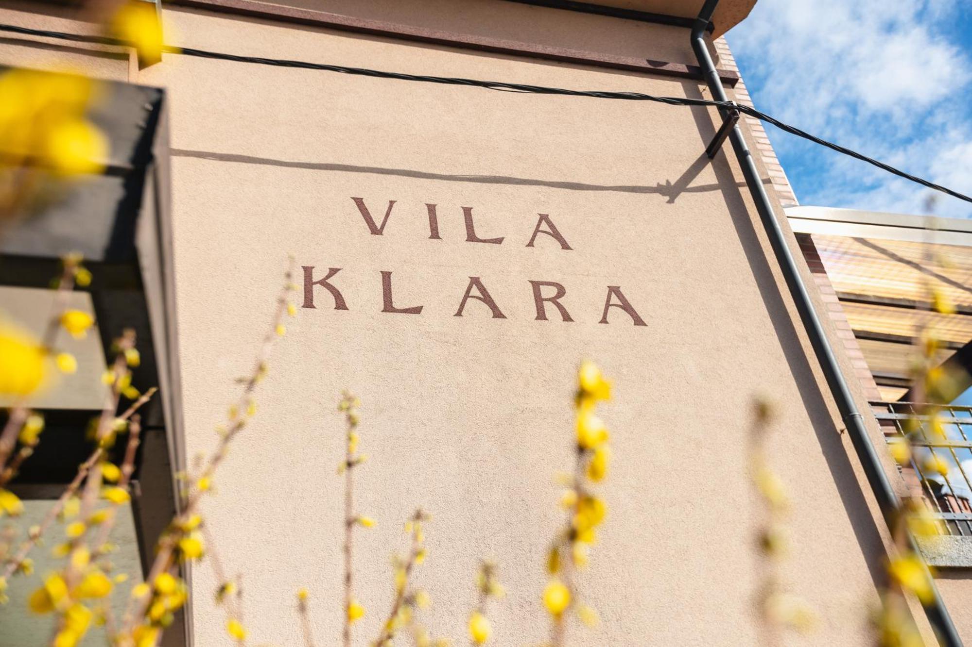 Vila Klara Apartments Ljubljana Bagian luar foto