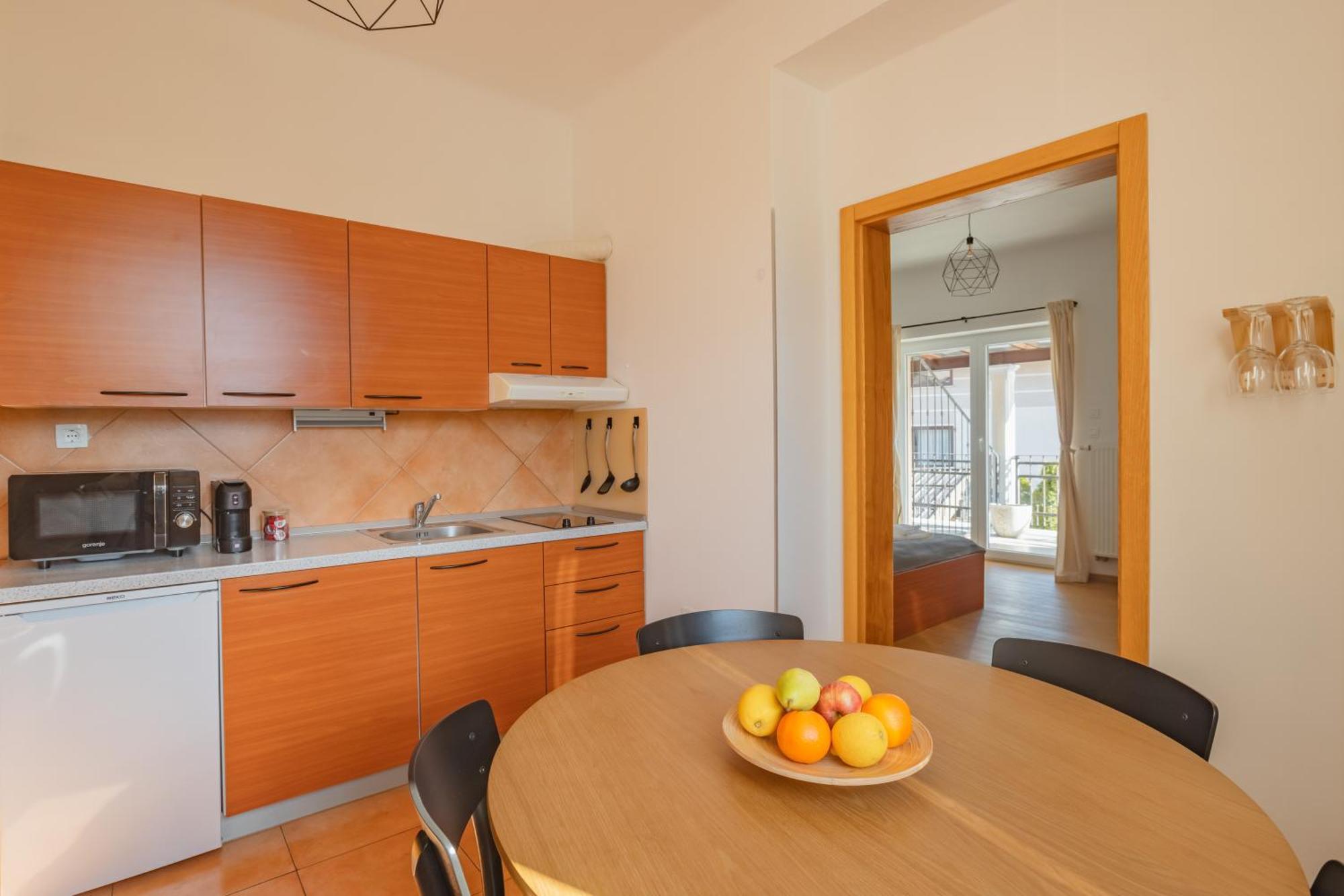 Vila Klara Apartments Ljubljana Bagian luar foto